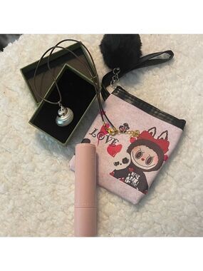 Labubu cute pouch and shell necklace with perfume deodorant
